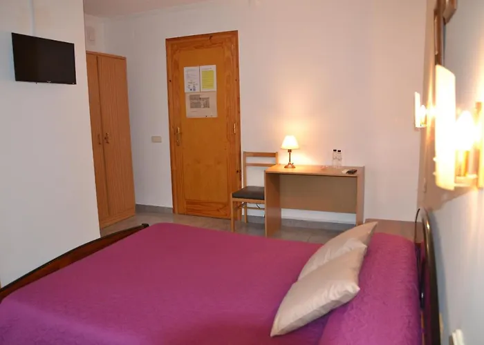 Montserrat Penzion 3*