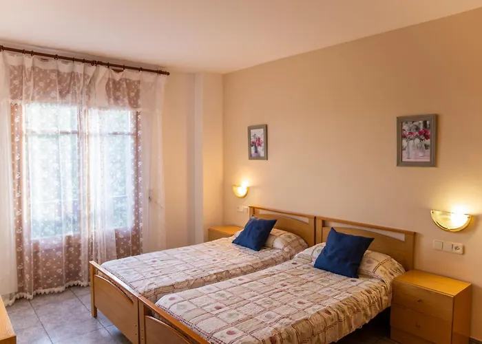 Montserrat Penzion 3*