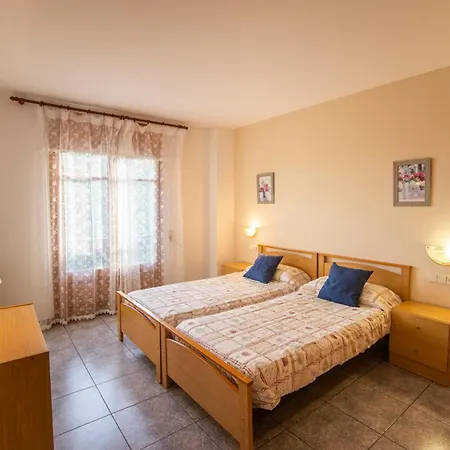 Casa de hóspedes Montserrat 3*